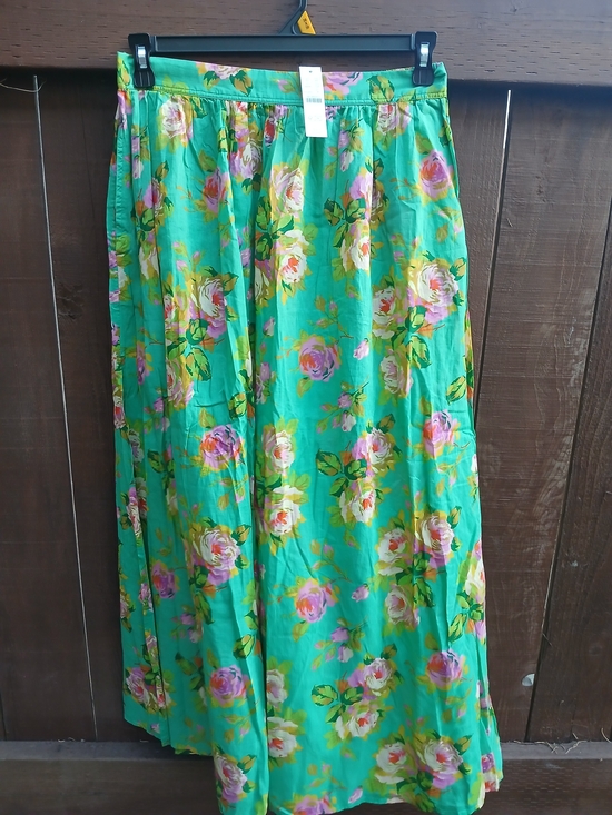 J. Crew Dresses & Skirts - J. Crew Green Floral Maxi Skirt with Pink Rose Pattern